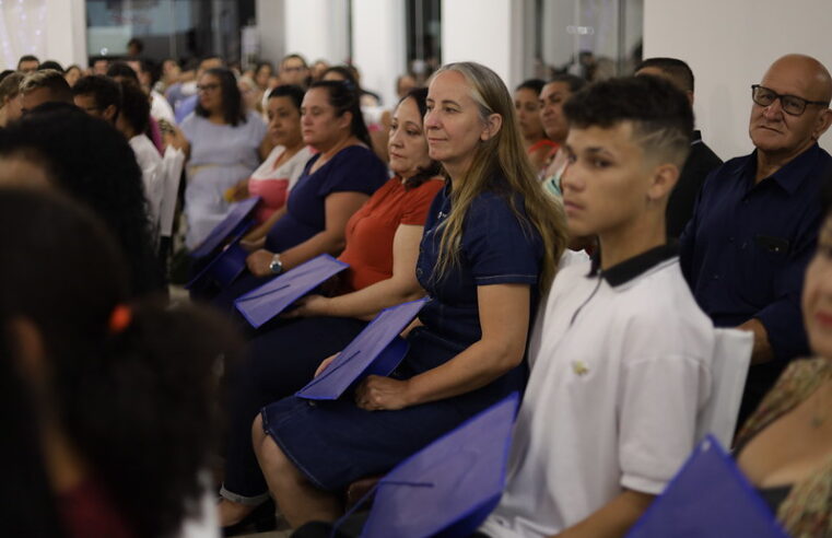 Estão abertas as matrículas para a Educação de Jovens e Adultos (EJA) na rede municipal