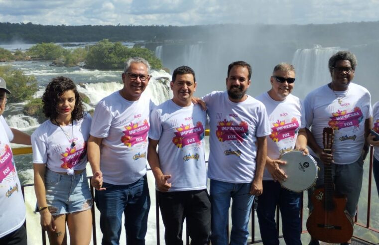 Bloco de imprensa Foz leva o Carnaval aos atrativos turisticos de Foz do Iguaçu