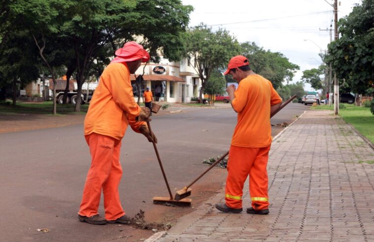 Indicaçăo propöe fortalecimento de pequenos negócios atràves da disponibilizaçåo de serviços manutençăo e limpeza urbana