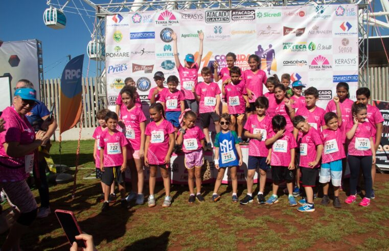 A Corrida e Caminhada da  Mulher reúniu cerca de 600 atletas na 11° edição