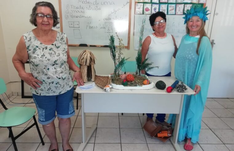 Alunos do Foz Fazendo Arte participam de apresentaçōes especiais para celebrar o Dia do teatro e Dia do Circo