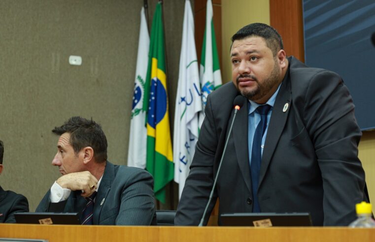 Vereadores concluem votação de projetos em regime de emergência