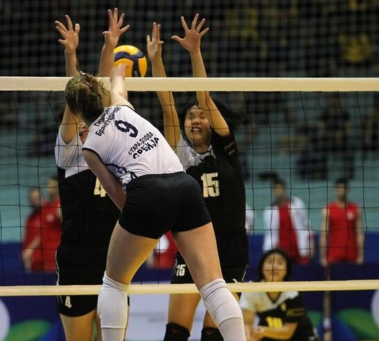 Centro Escola Bairro Érico Veríssimo promove I Campeonato de Voleibol Feminino