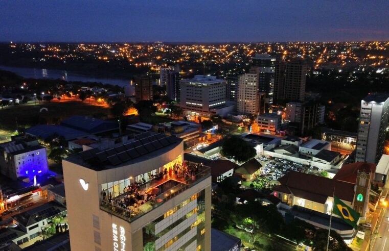 Sky Bar Rooftop promove pela primeira vez Halloween Party com vista espetacular da cidade