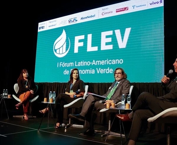 Bióloga da Itaipu participa do I Fórum Latino-Americano de Economia Verde