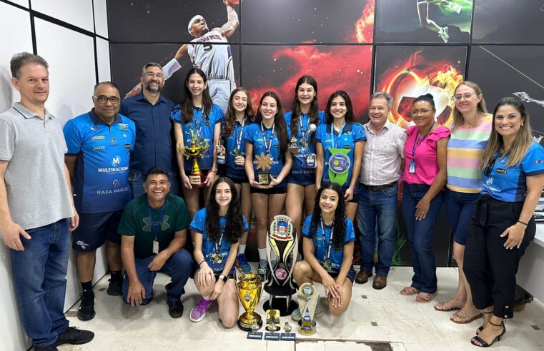 Atletas iguaçuenses disputam vagas na Seleção Paranaense de Voleibol Feminino