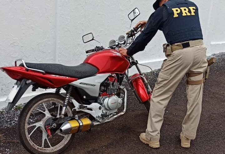 Pela manhã, ação da PRF na Ponte da Amizade prende assaltante e recupera motocicleta roubada na noite de ontem
