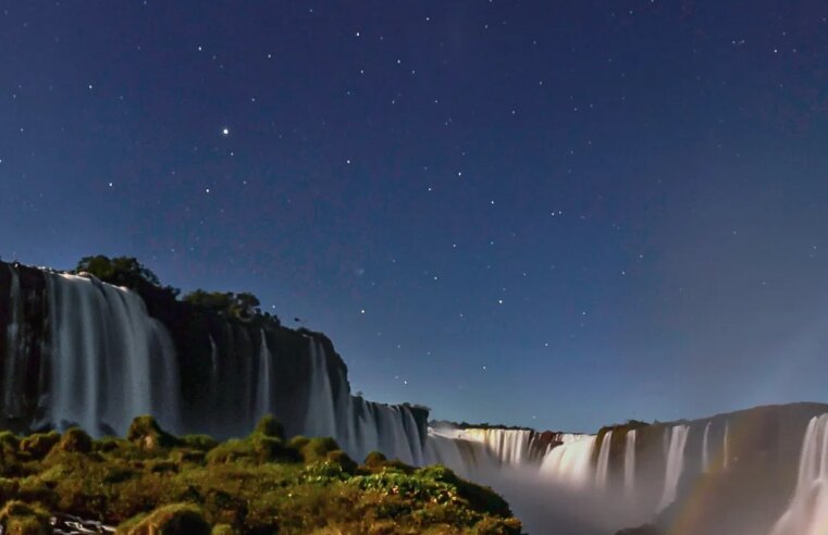 Noite nas Cataratas conta com queijos e massas no Porto Canoas