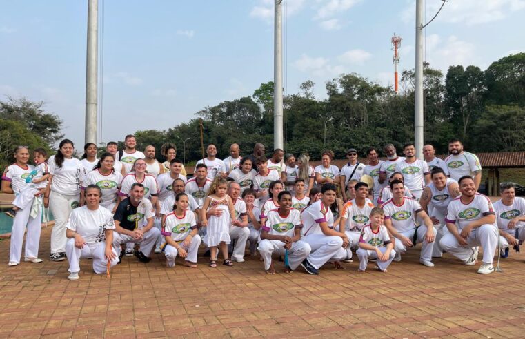 Parque Nacional do Iguaçu recebeu mais de 50 capoeiristas neste domingo, 8 de setembro