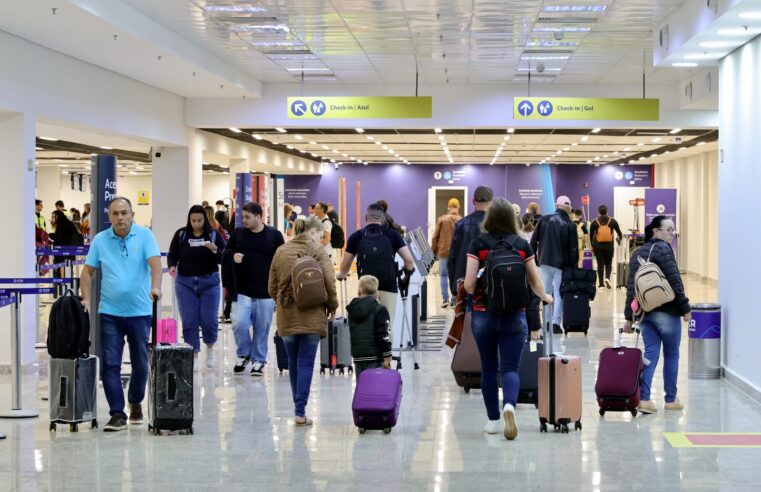 Feriado da Proclamação da República movimenta mais de 30 mil pessoas no Aeroporto Internacional de Foz do Iguaçu