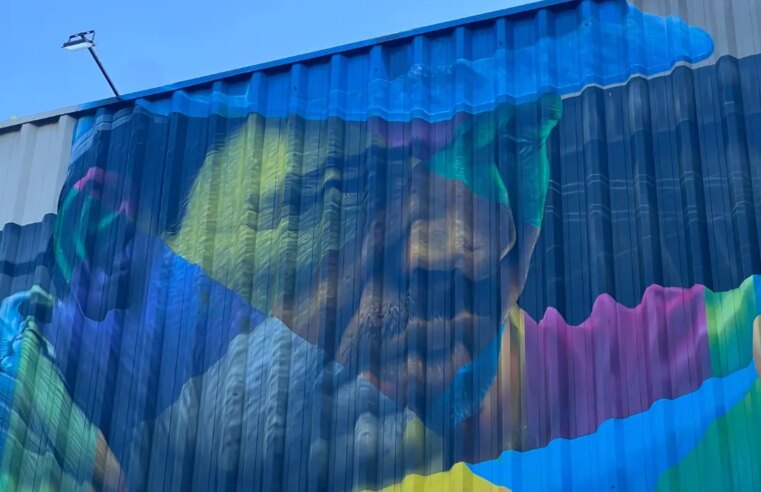 Foz amanheceu mais colorida: Mural do Kobra, no Mercado Público Barrageiro é revelado neste domingo (24)