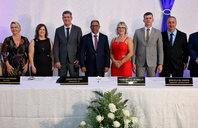 Bim e Dr. Pedro tomam posse em evento histórico e com grande apoio popular