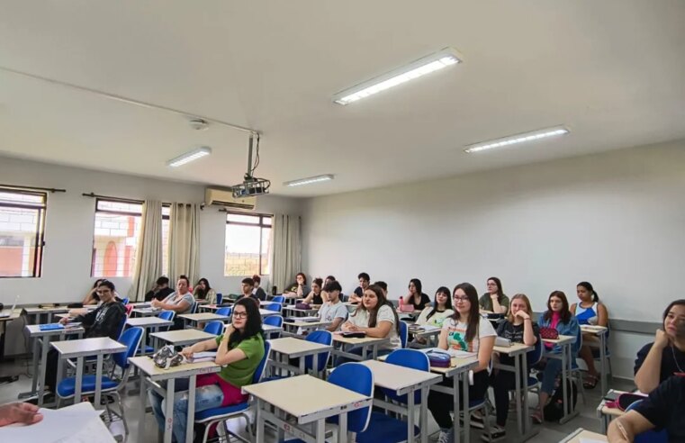 Alunos do Cursinho Pré-Vestibular da Unioeste se destacam na Redação do Enem 2024