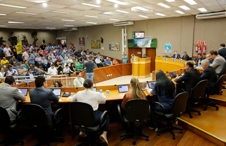 Vereadores dialogam com taxistas e profissionais do turismo