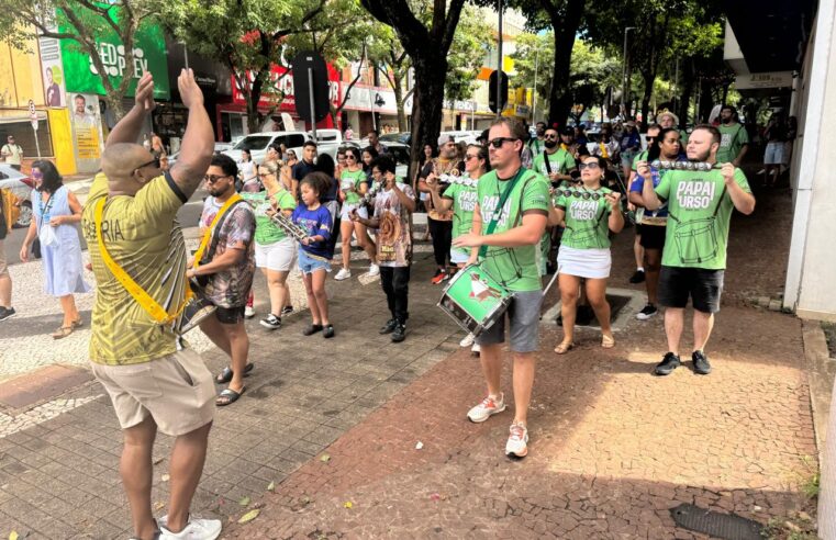 Convite: Avenida Brasil entra em ritmo de carnaval neste sábado (22) em Foz