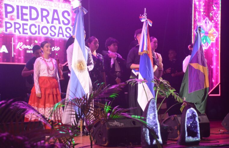 Foz do Iguaçu marca presença no Festival de Pedras Preciosas de Wanda e fortalece laços na fronteira