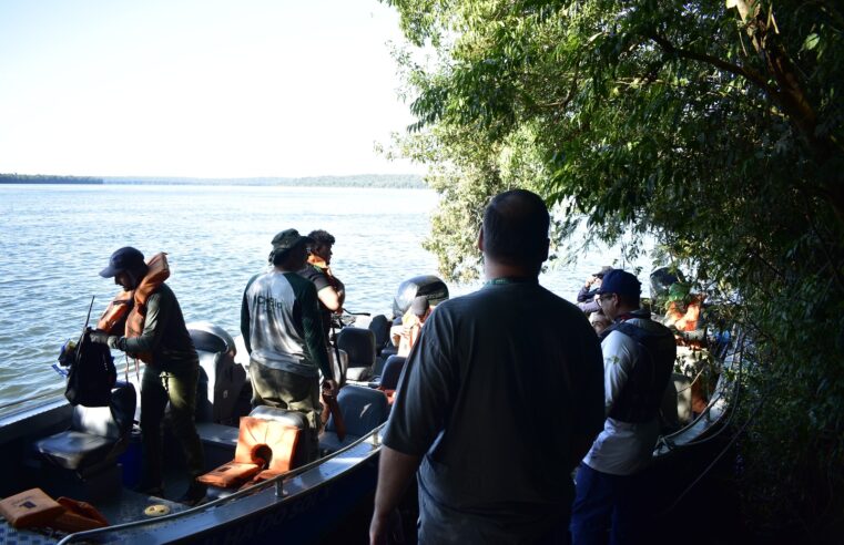 Mais de 140 quilos de resíduos são retirados do Rio Iguaçu na região das Cataratas