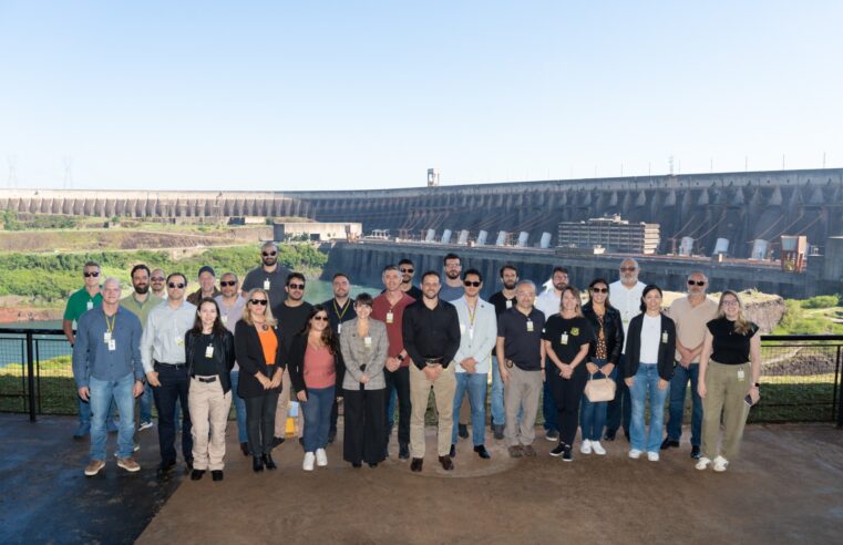 Comitiva da Polícia Científica do Paraná visita a Itaipu