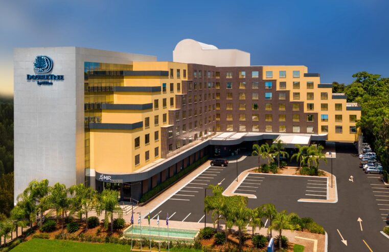 Day Use Exclusivo e Almoço Especial de Dia das Mães no DoubleTree by Hilton