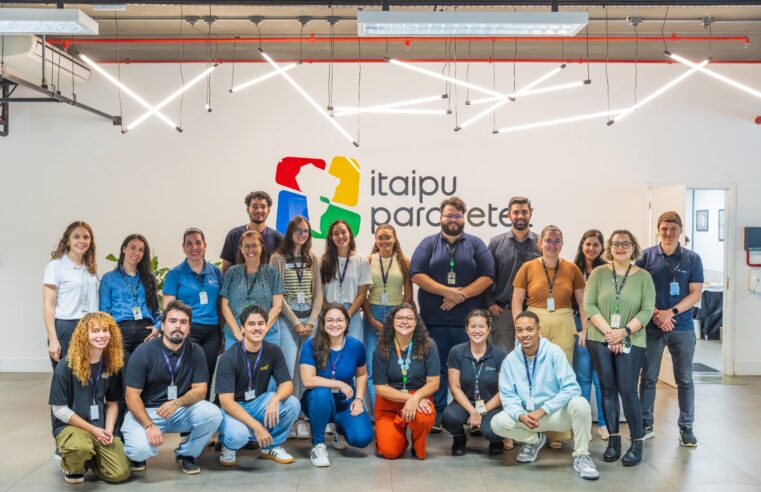 Itaipu Parquetec recebe estudantes de intercâmbio para atividades práticas em diferentes áreas de atuação
