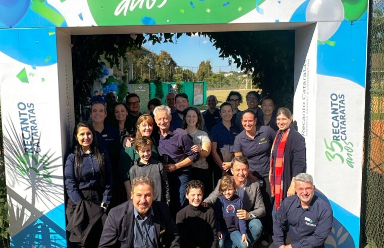 Recanto Cataratas Resort celebra 35 anos de história em solenidade exclusiva para os colaboradores