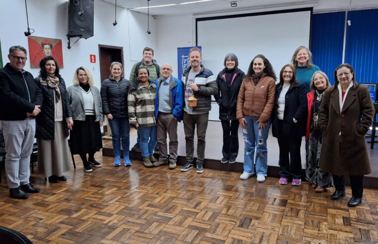 Prefeitura de Foz elabora projeto que transforma artesanato com identidade cultural em alternativa de renda familiar