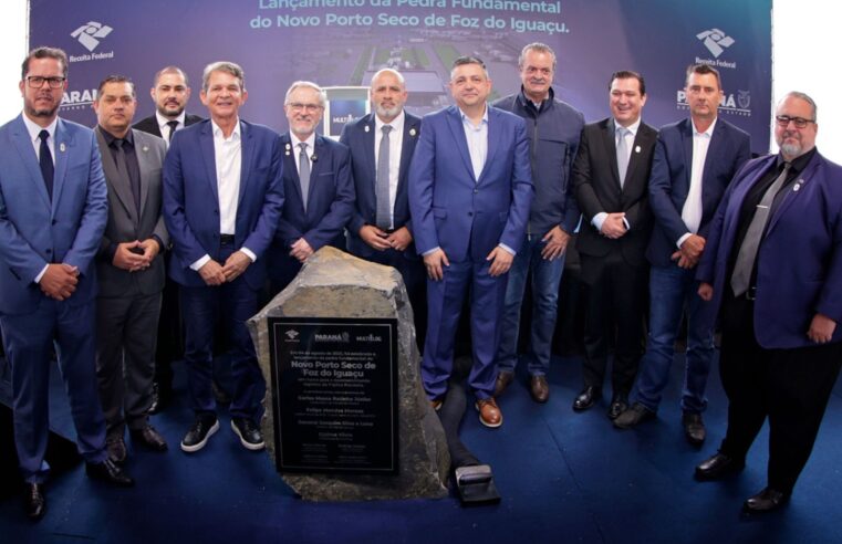 Vereadores acompanham lançamento da Pedra Fundamental do novo Porto Seco de Foz