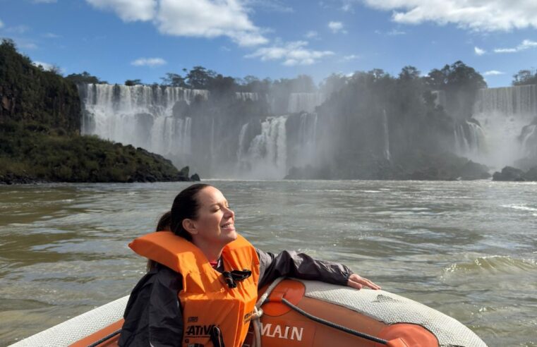 Fabiana Karla e Regina Volpato movimentam o Destino Iguaçu