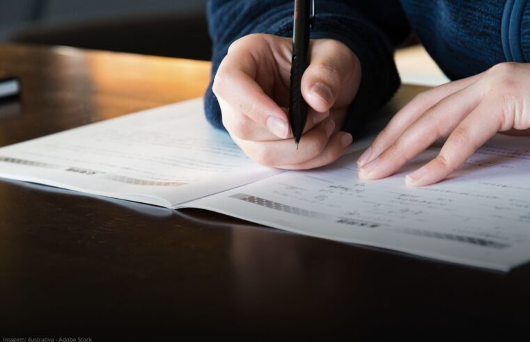 Câmara de Foz analisa criação de programa para fortalecer cursinhos comunitários