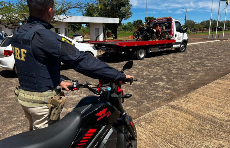 PRF recolhe 11 motocicletas durante fiscalização na Ponte Tancredo Neves