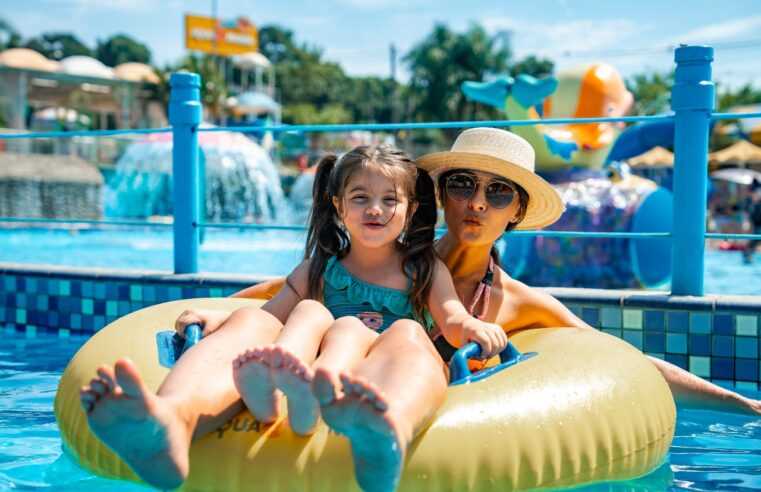 Outubro é mês das crianças com entrada gratuita no Aquamania Foz