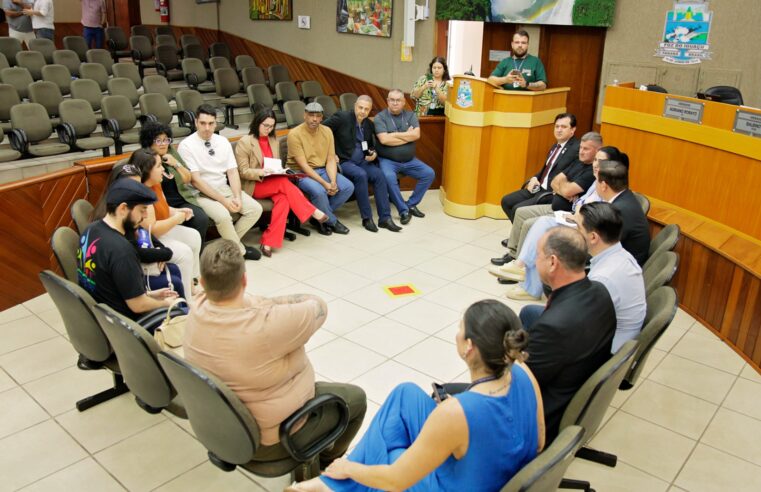 Vereadores se reúnem com educadores sociais e discutem demandas da categoria