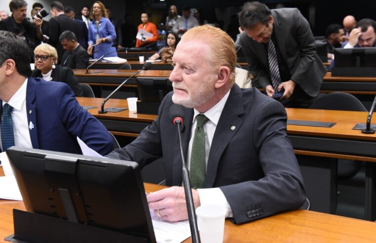 Deputado Vermelho defende produtores e pede medidas urgentes para conter crise do leite no Brasil