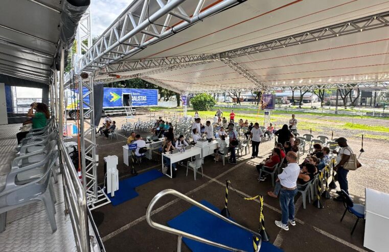 Carreta Oftalmológica do “Agora Tem Especialistas” iniciou nesta  sexta-feira (14) atendimentos em Foz do Iguaçu