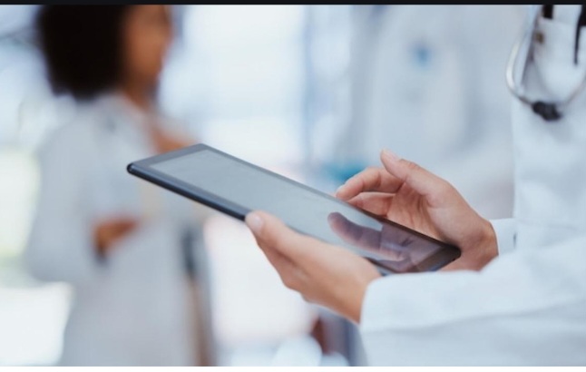 IA passa a monitorar filas da saúde, primeira infância e atuação em campo de agentes comunitários de saúde