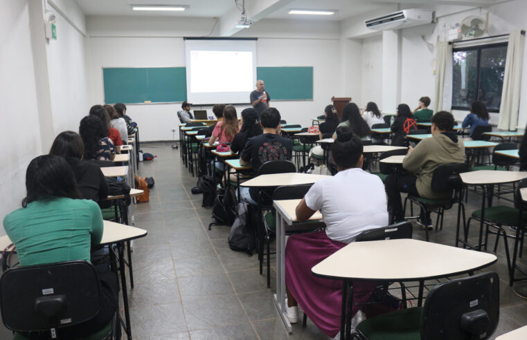 Unioeste abre vagas para aulão do pré-vestibular