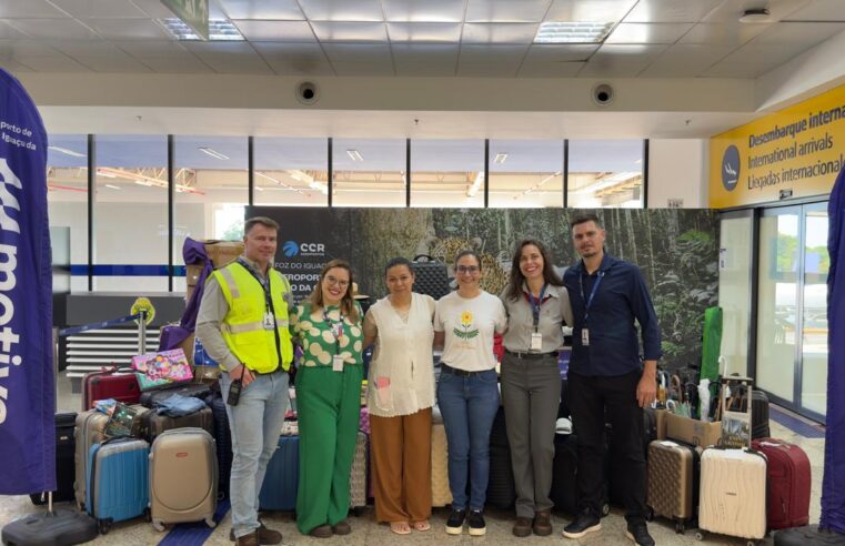 Aeroporto de Foz doa mais de 1,5 mil objetos esquecidos no terminal para a APAE