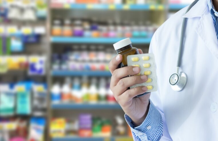 Câmara analisa proposta para facilitar retirada de medicamentos do REMUME