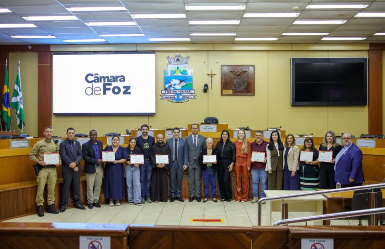 Câmara de Foz premia defensores dos direitos humanos