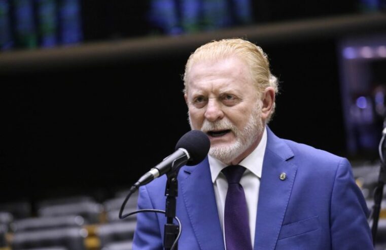 Projeto relatado por Vermelho garante atendimento odontológico prioritário a mulheres vítimas de violência