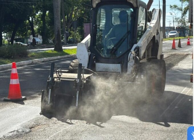 Primeiro trecho da recuperação asfáltica na Avenida das Cataratas é concluído e obras seguem na via