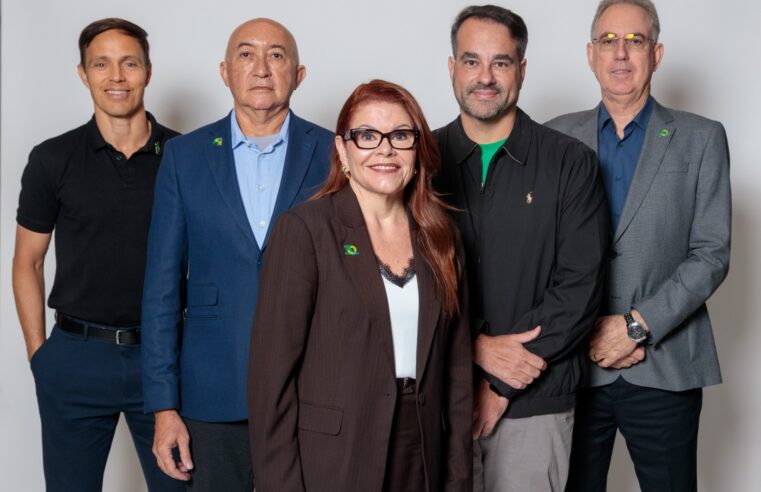 Memória e futuro se encontram no lançamento do livro que celebra os 30 anos do GBrasil