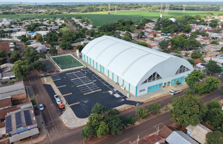 Viabilizado por Vermelho, Cidade Nova ganha o maior ginásio poliesportivo da região