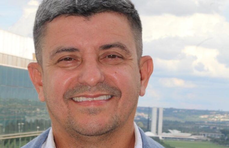 Curso de Psicologia da Unioeste terá aula magna com Pedro Bicalho