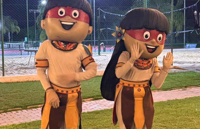 Naipi e Tarobá encantam crianças e famílias em celebração ao Dia dos Povos Originários no DoubleTree by Hilton Foz