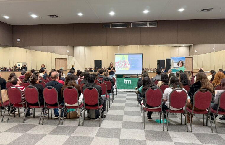 Primeira Feira do Intercâmbio de Foz do Iguaçu supera expectativas e reúne mais de 500 participantes