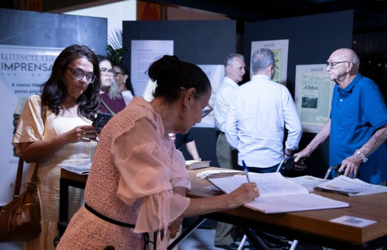 Unioeste recebe exposição do Museu da Imprensa que revisita a história de Foz do Iguaçu