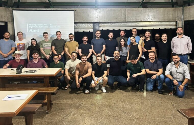 Ex-alunos criam associação para ajudar a Unioeste Foz