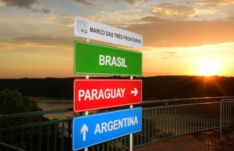 Marco das Três Fronteiras transmite jogos do Brasil e promove programação especial durante a Copa