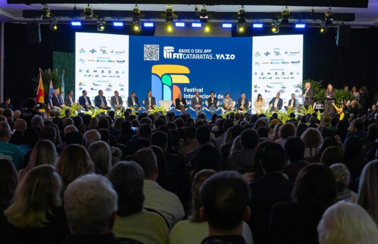 Foz do Iguaçu é a estrela da noite na abertura do FITCataratas